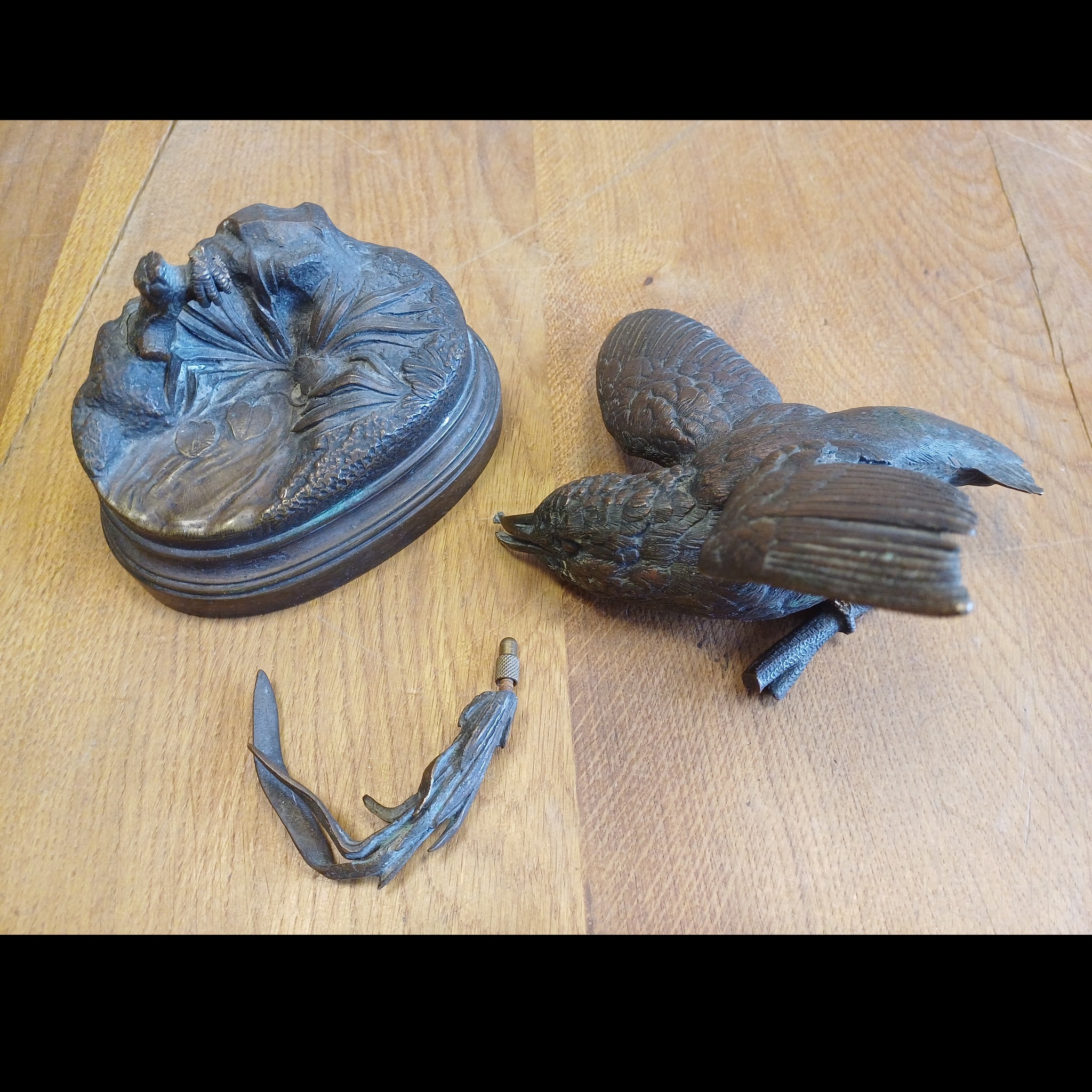 Petit bronze "Martin Pêcheur" de A. Dubucand avant restauration - Collection particulière